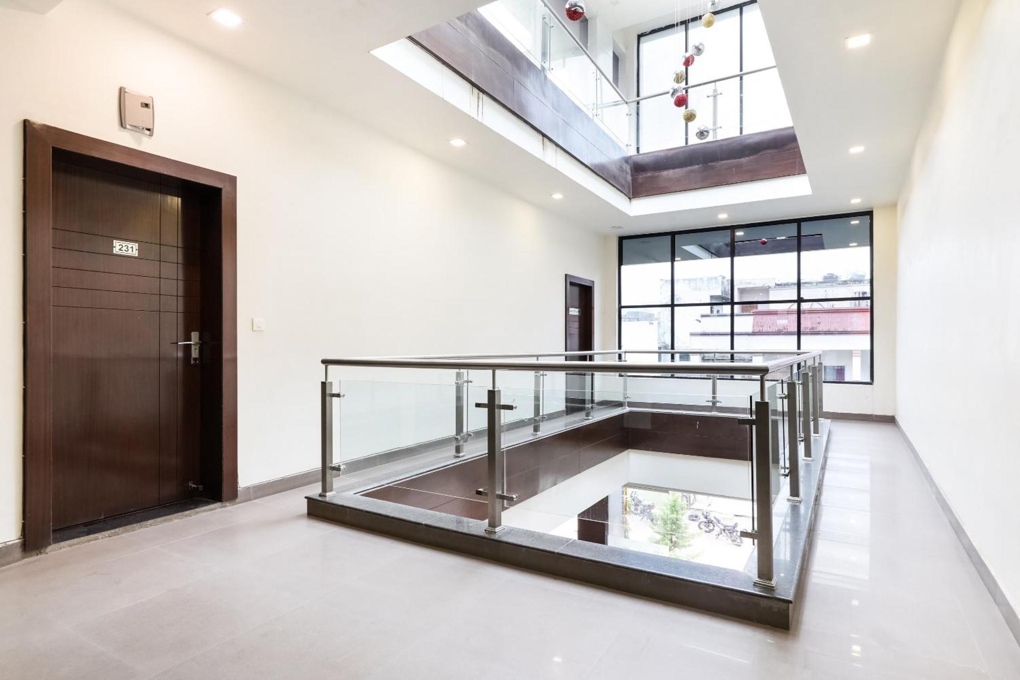 Super Townhouse Lalghati Near Airport ボーパール エクステリア 写真